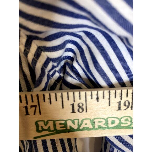 Women's Old Navy Blue Striped Top - Picture 2 of 6